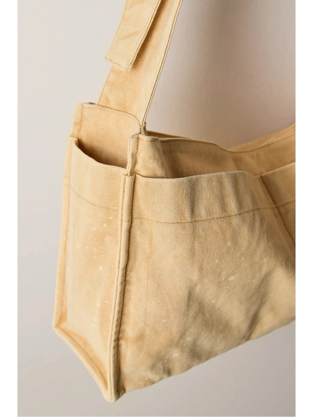 Free People Grunge 90s Canvas Camp Crush Sling Shoulder Bag Distressed Neutral - Picture 4 of 13